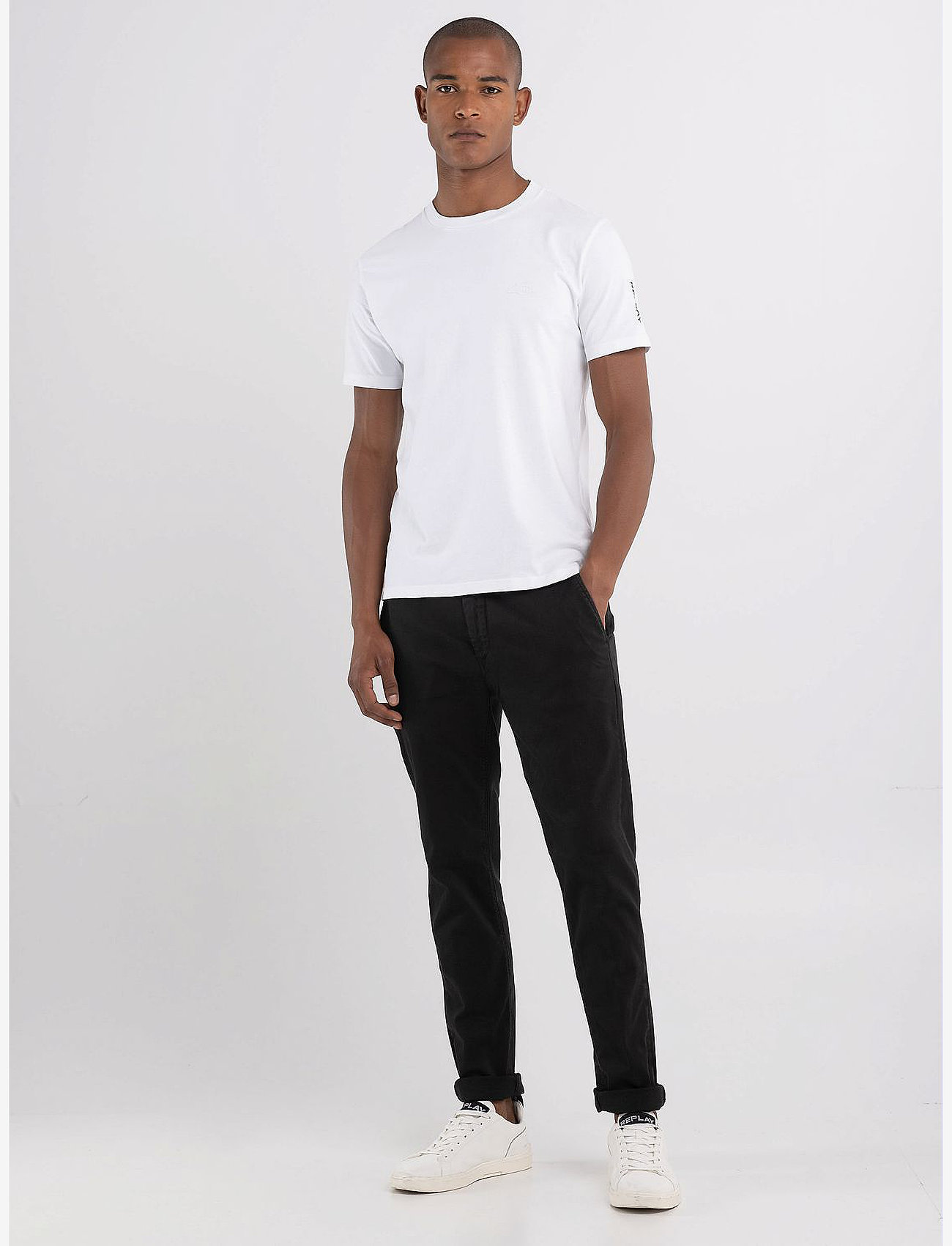 Replay - ZEUMAR Trousers SLIM Hyperchino Color Xlite - chinos - black - 3