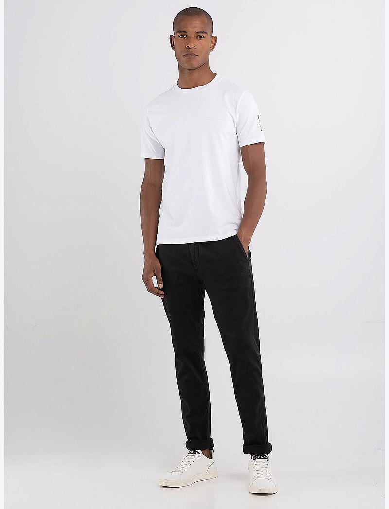 Replay - ZEUMAR Trousers SLIM Hyperchino Color Xlite - chinos - black - 3