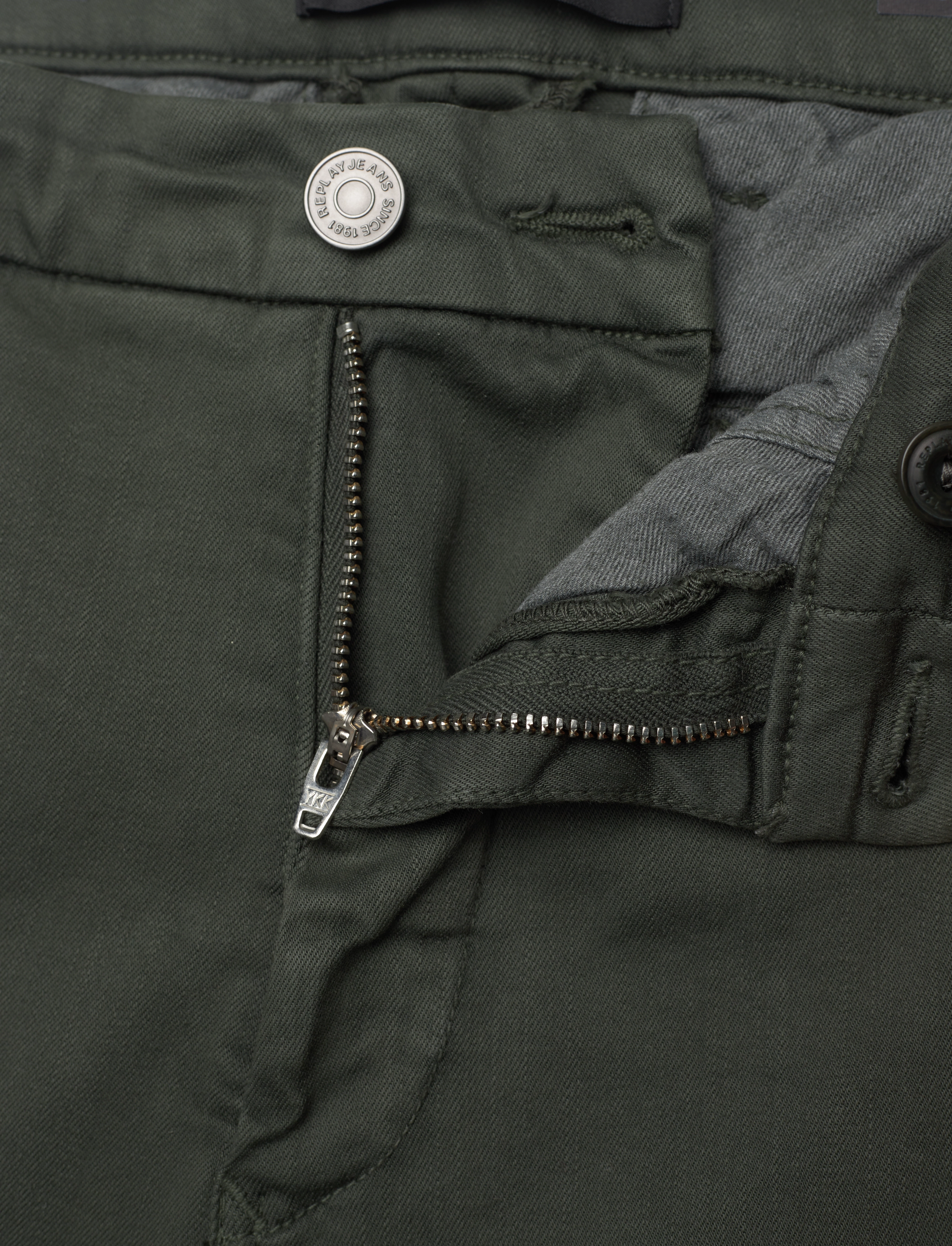 Replay - ZEUMAR Trousers SLIM Hyperchino Color Xlite - chinos - green - 3