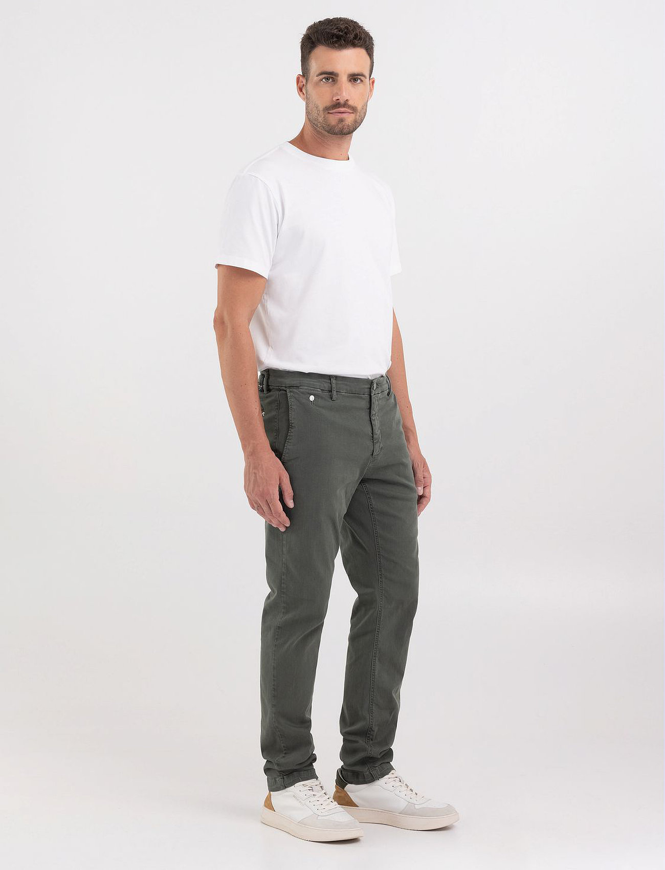 Replay - BENNI Trousers REGULAR Hyperchino Color Xlite - green - 4