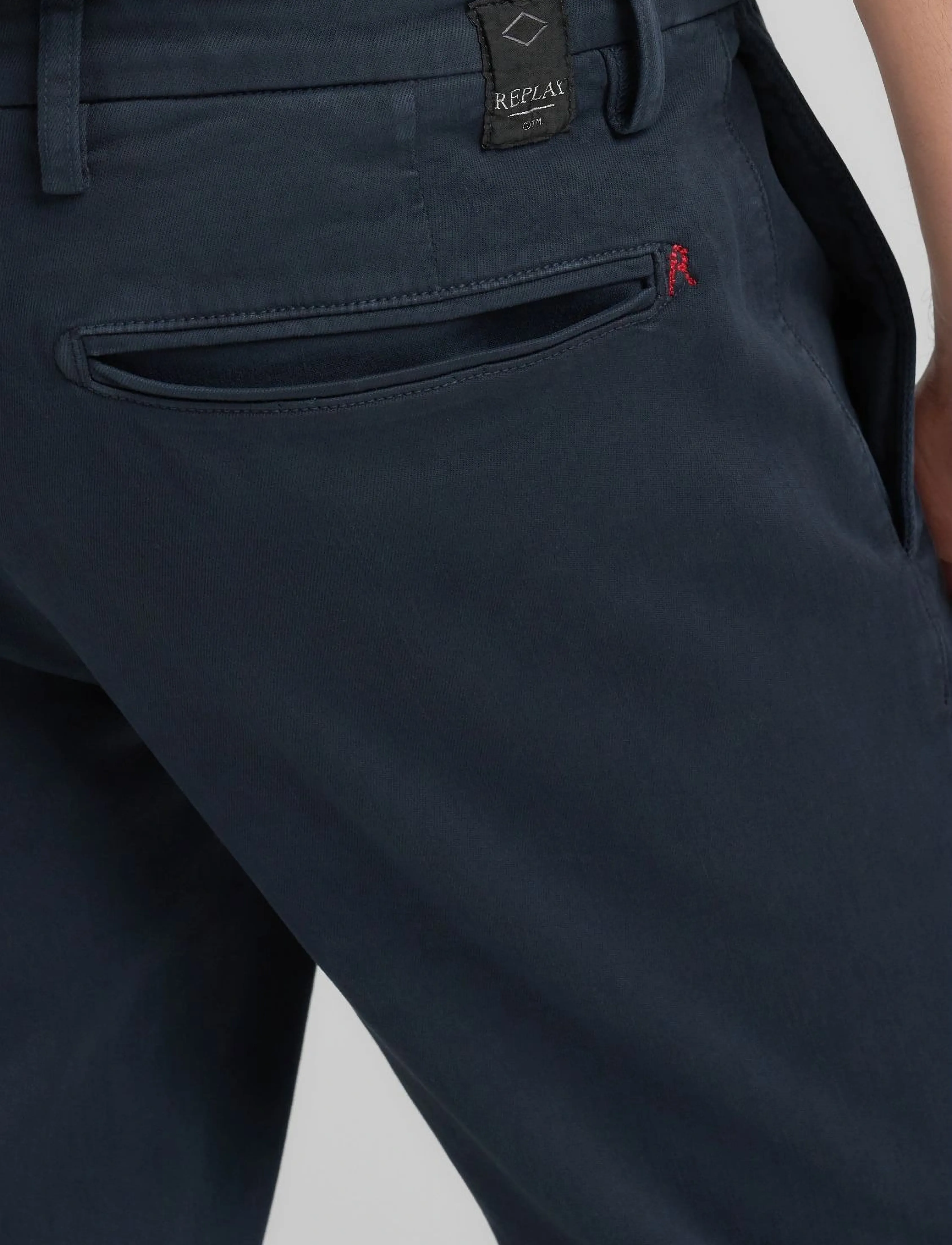 REPLAY Benni Regular Hyperchino Color Xlite Denim Trousers chinos herr – bild 9