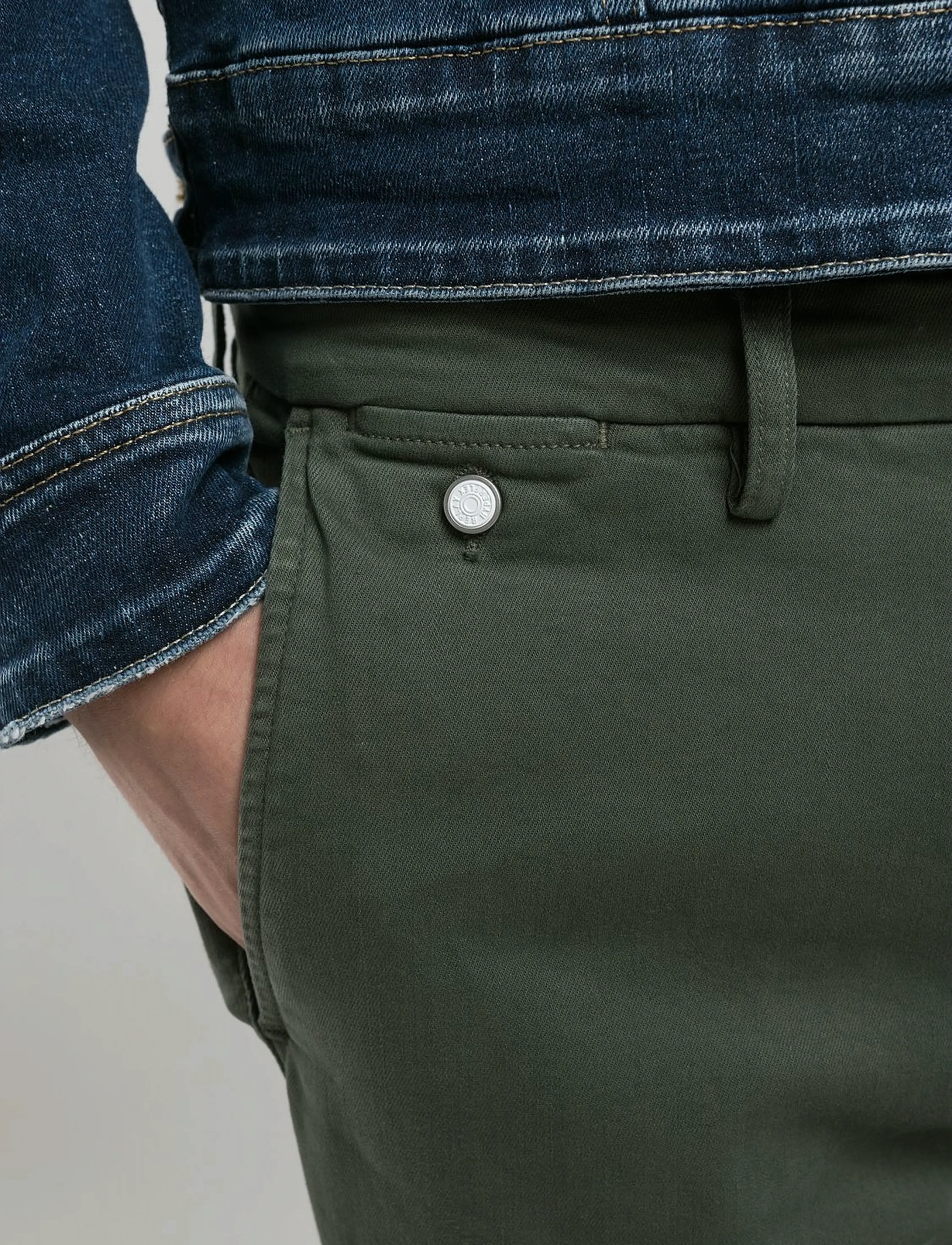 REPLAY Benni Regular Hyperchino Color Xlite Denim Trousers chinos herr – bild 7
