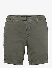 Replay - BENNI SHORT Shorts REGULAR Hyperchino Color Xlite - chino shorts - khaki green - 0