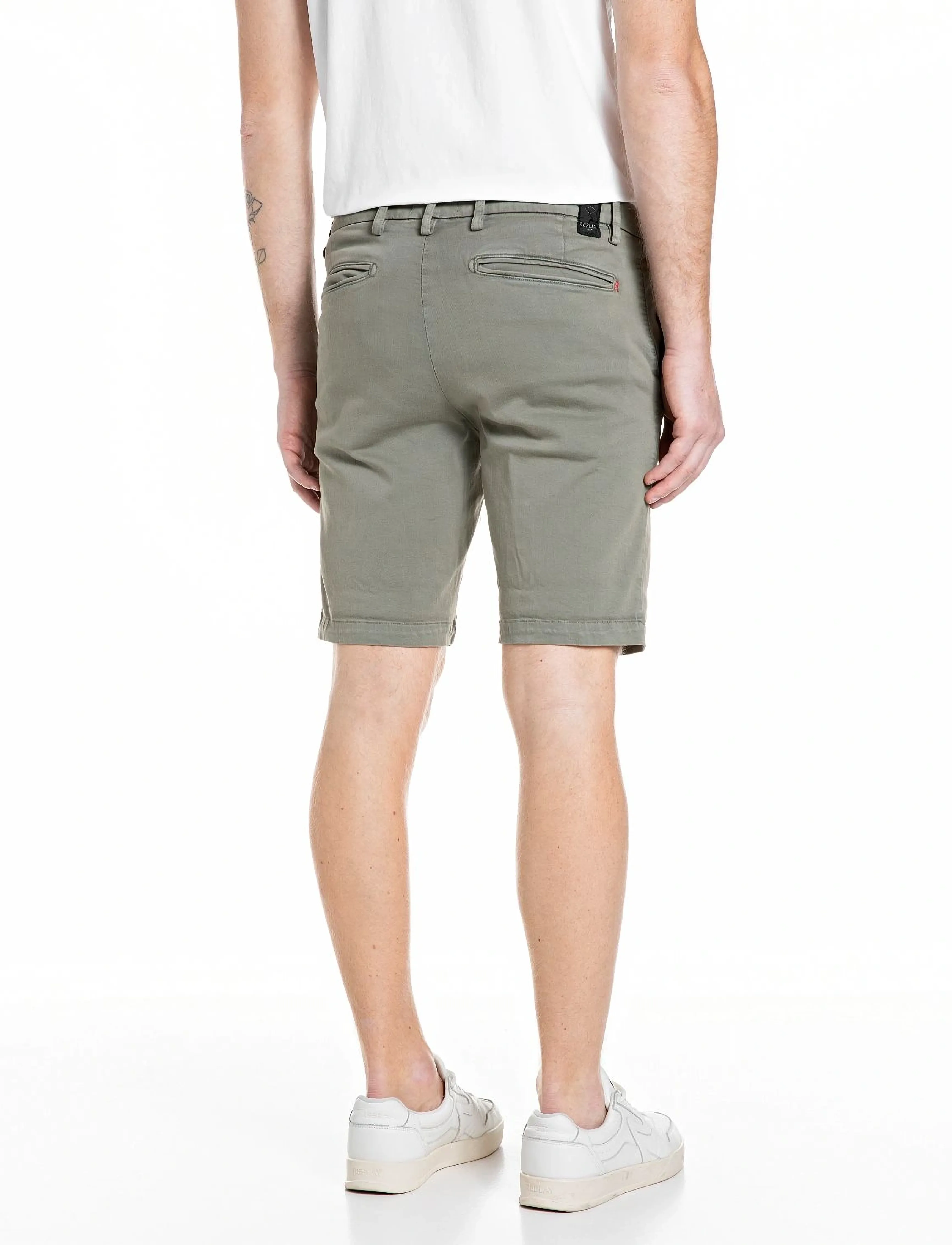 Replay - BENNI SHORT Shorts REGULAR Hyperchino Color Xlite - casual shorts - green - 3
