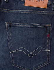 Replay - GROVER Trousers STRAIGHT 573 BIO - regular piegriezuma džinsa bikses - blue - 4