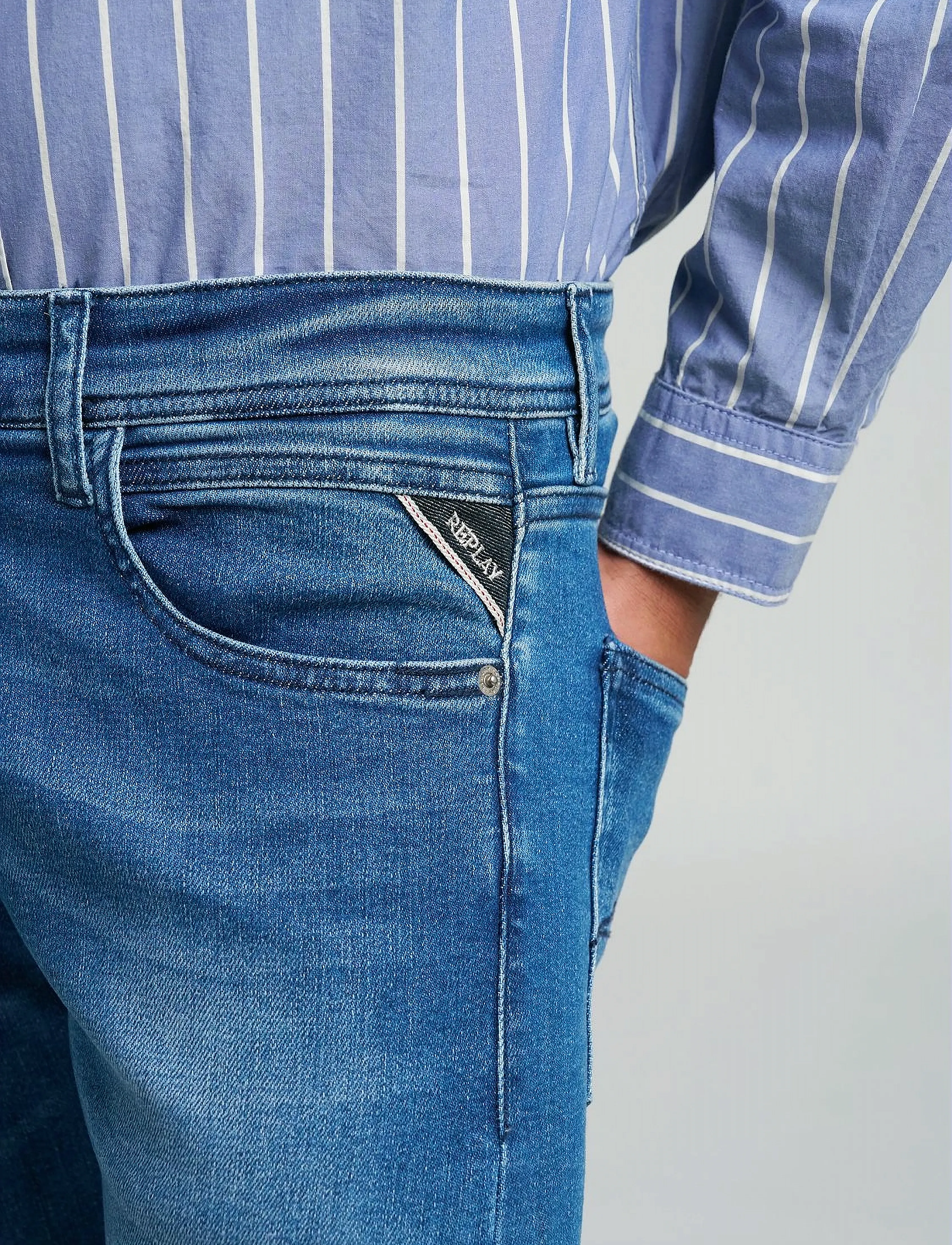REPLAY Grover Trousers Straight C-Stretch straight leg jeans herr – bild 8