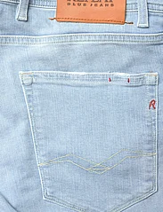 Replay - RBJ.981 SHORT Shorts TAPERED 573 ONLINE - lühikesed teksapüksid - blue - 6