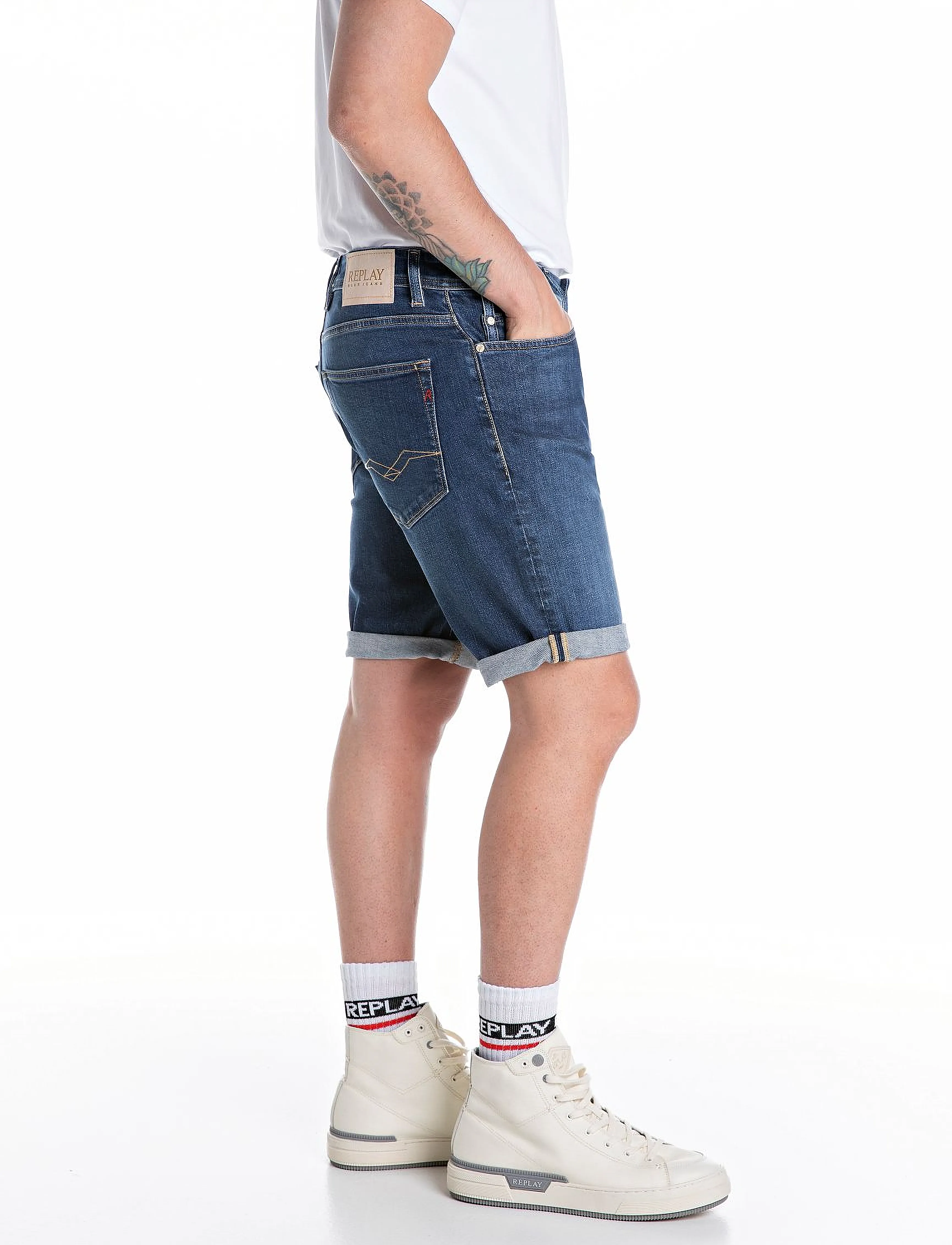 Replay - RBJ.981 SHORT Shorts TAPERED 573 ECO PLUS - džinsiniai šortai - blue - 2