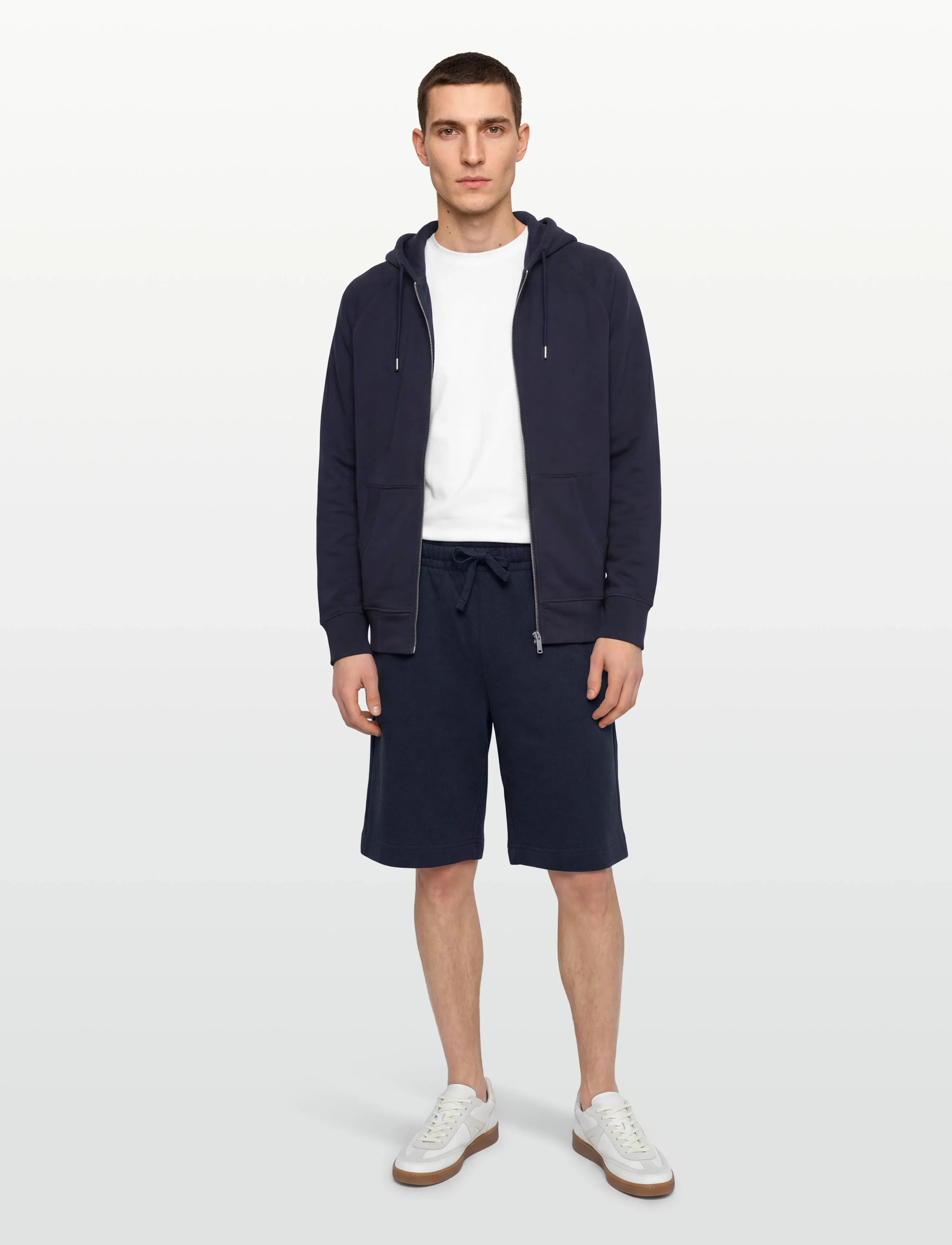 Replay RELAXED   FLEECE Shorts - Casual shorts - BLUE / blue