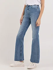 Replay - TEIA Trousers BOOTCUT Rose Label Pack - džinsa bikses ar zvanveida starām - blue - 3