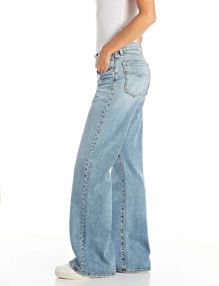Replay - BECKA MID WAIST FLARED Original DENIM Trousers - nuo kelių platėjantys džinsai - blue - 4