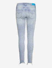 Replay - NEW LUZ - džinsa bikses ar šaurām starām - super light blue - 1
