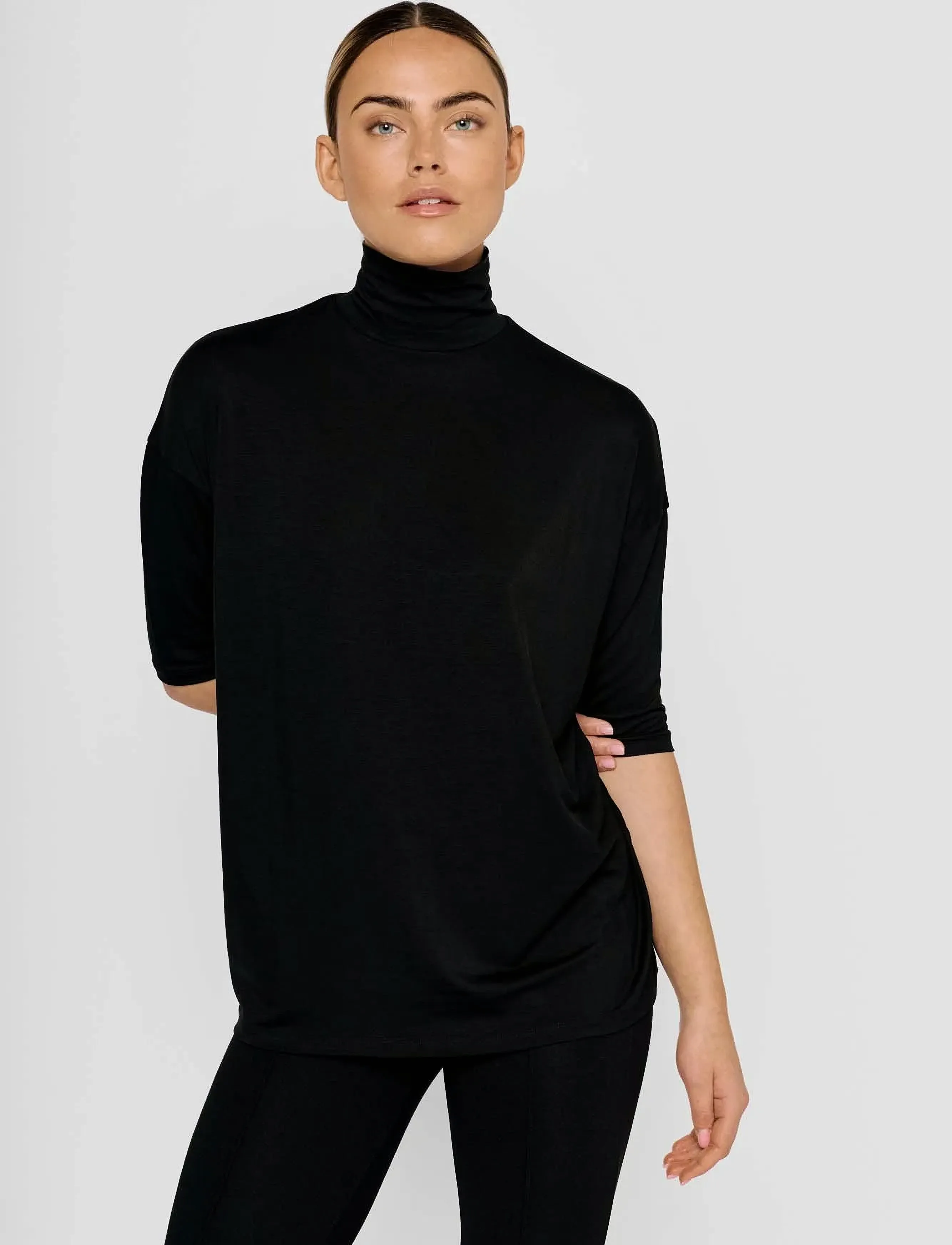 Residus Tomasine Turtleneck, Damen, Kurzarm Rollkragen Top, Schwarz, Gr.M