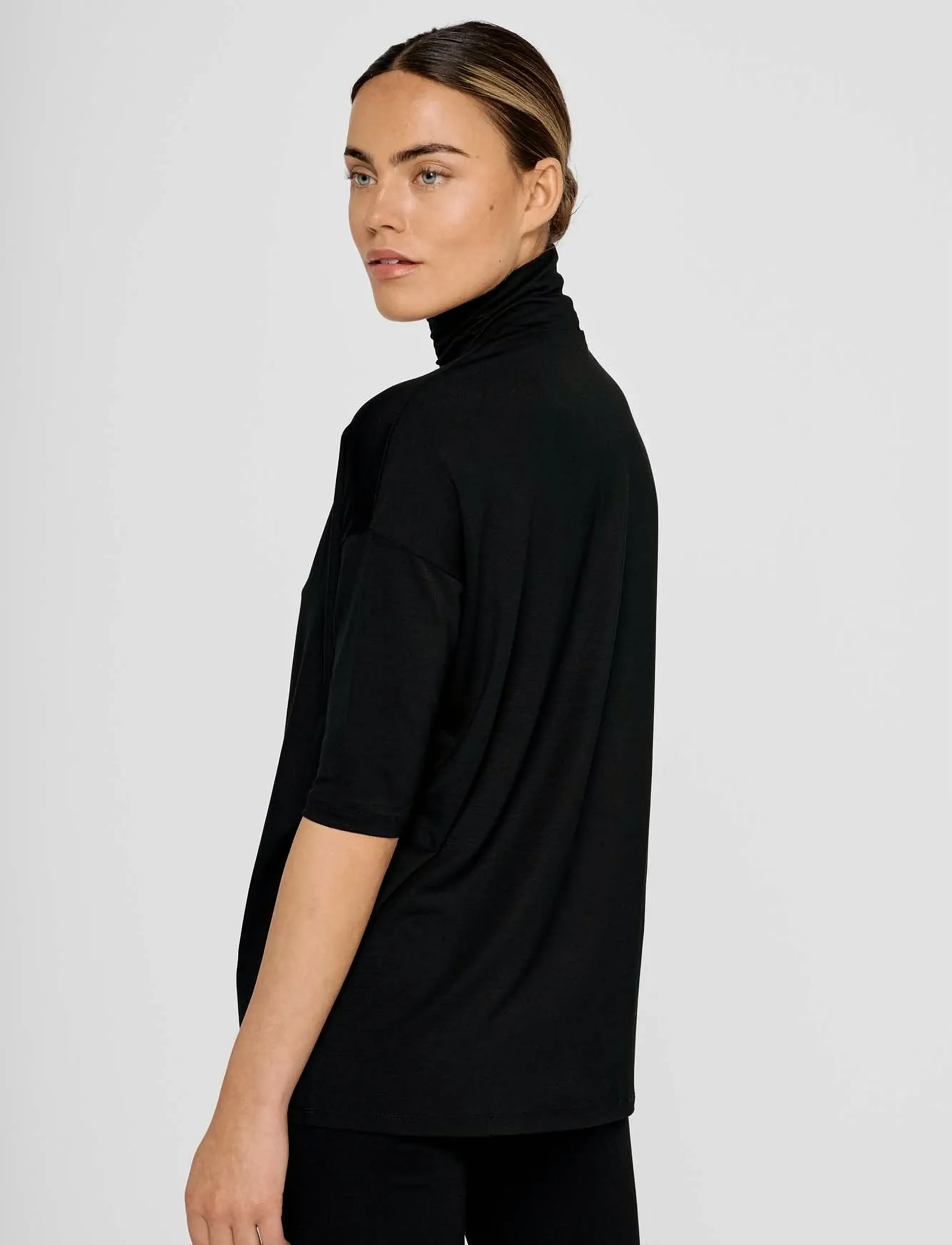 Residus - TOMASINE TURTLENECK - t-särgid - black - 4