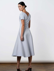 Residus - ANIS DRESS - midi jurken - pale blue - 4