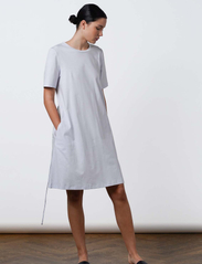 Residus - OFELIA ORGANIC COTTON DRESS - t-shirt dresses - pale blue - 12
