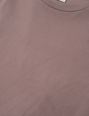 Residus - OFELIA ORGANIC COTTON DRESS - tshirt jurken - deep taupe - 12