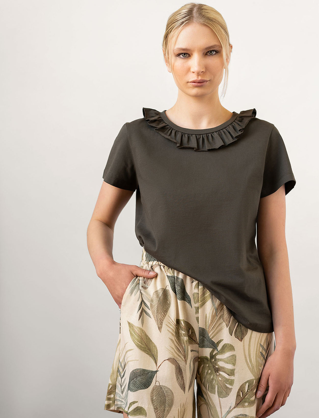 Residus - Ebony Organic Cotton Ruffle Top - ink green - 3