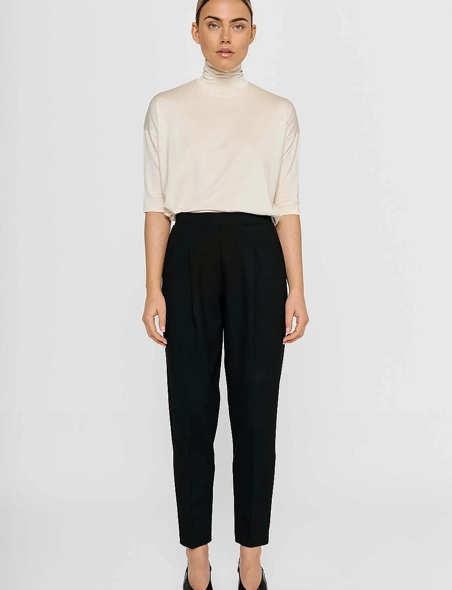 Residus - LEE PLEAT PANT - straight leg trousers - black - 0