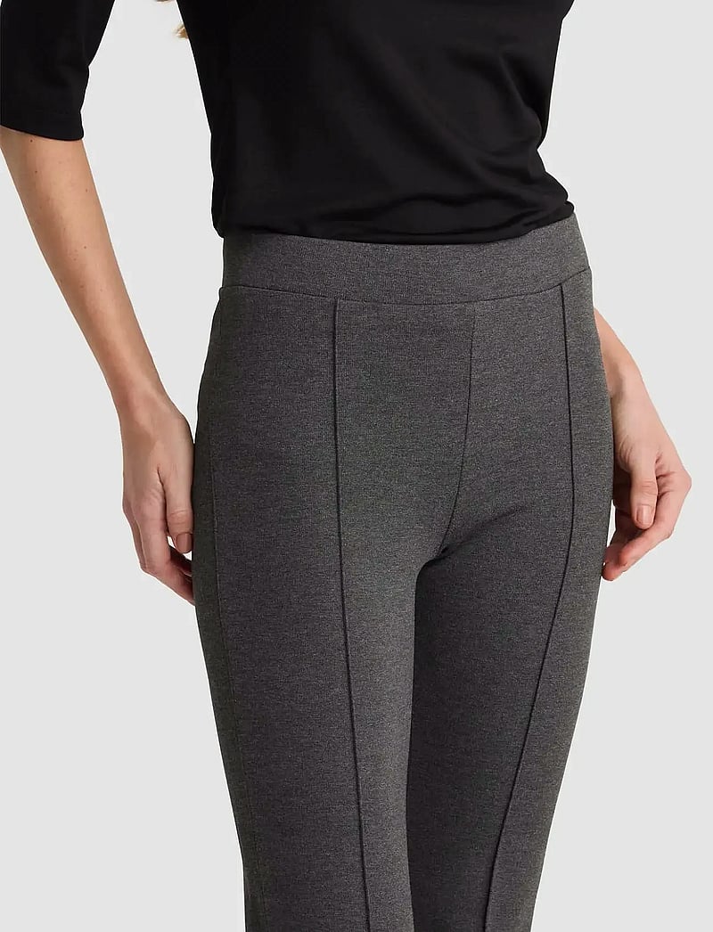 Residus - LINDY PANTS - flare bukser - graphite melange - 4