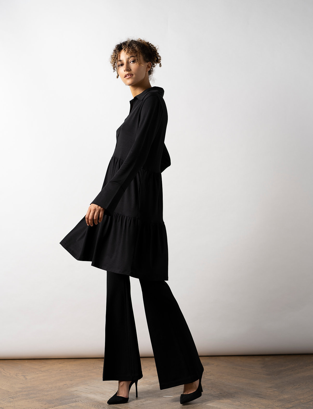 Residus - Toto Collar Dress - skjortekjoler - black - 4