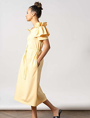 Residus - Mitsu Org Cotton Dress - midimekot - sun - 3