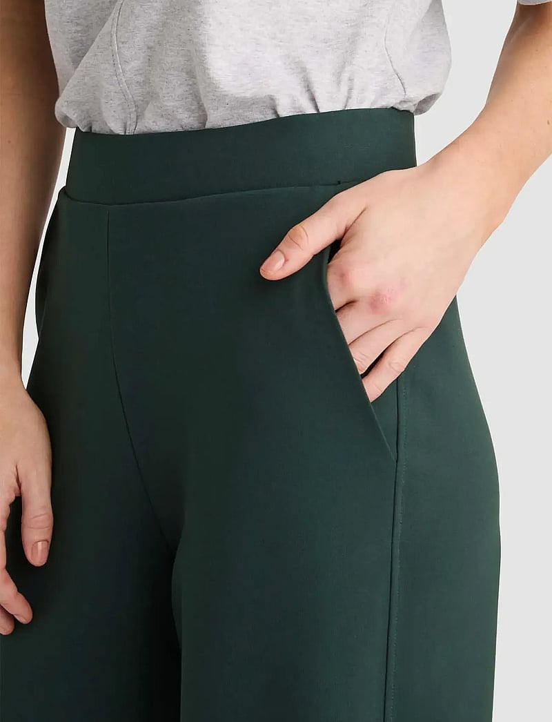 Residus - LEIA WIDE PANT - flare bukser - bottle - 4