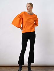 Residus - EODA TOP - blouses met lange mouwen - apricot - 4