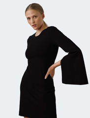 Residus - CYRIL DRESS - korte jurken - black - 2