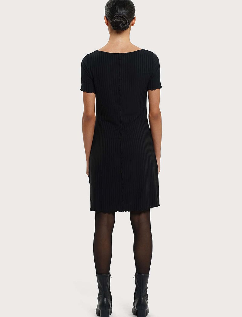 Residus - CORINNE DRESS - sommarklänningar - black - 4