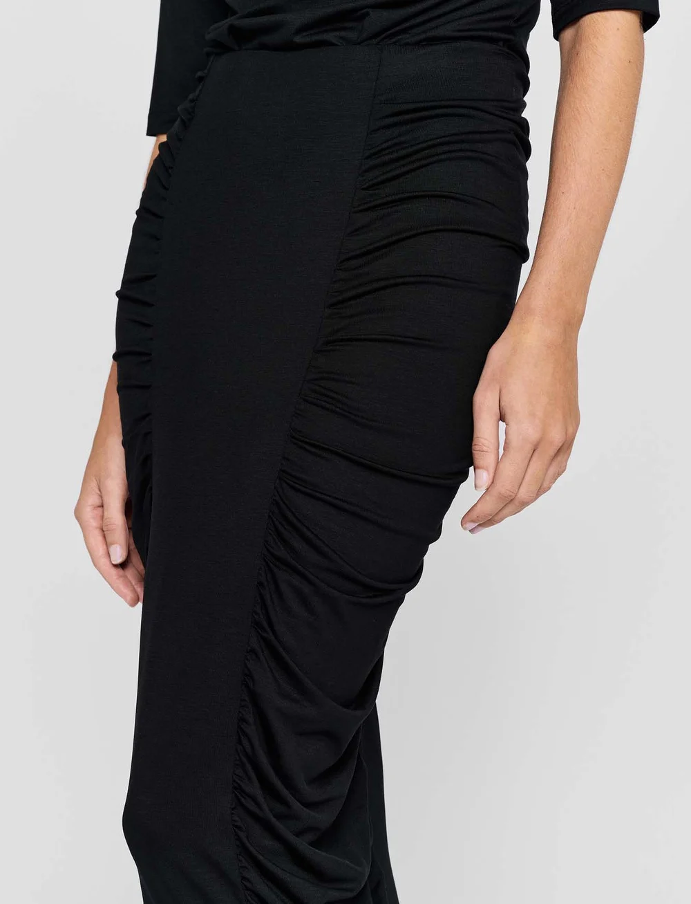 Residus - ME SKIRT - midi kjolar - black - 5