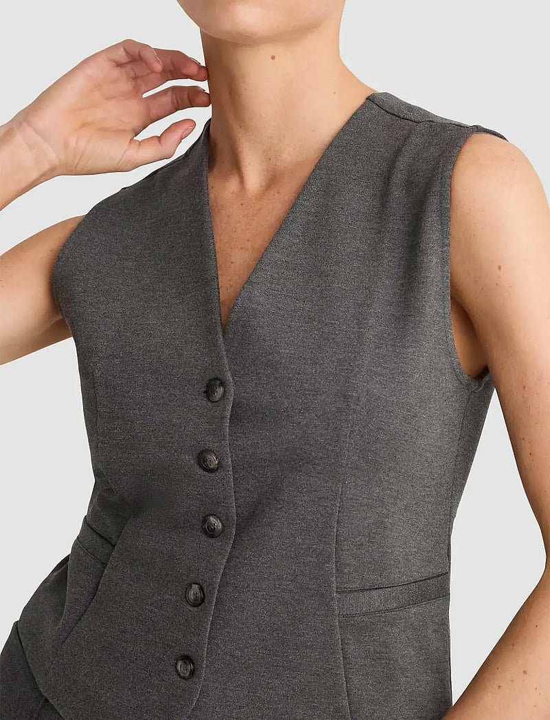 Residus - COURTNEY VEST - waistcoats - graphite melange - 4