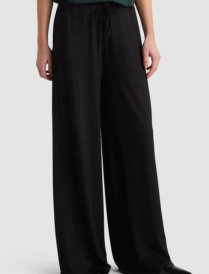 Residus - GREY PANTS - vida byxor - black - 0