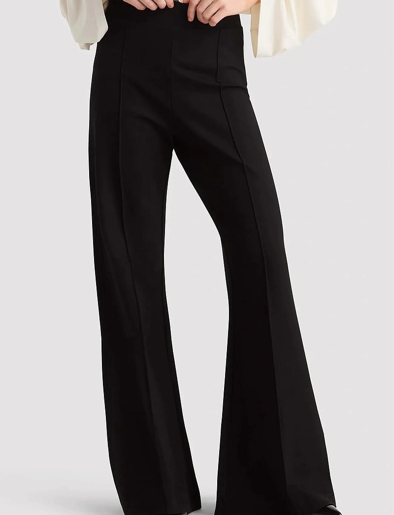 Residus - LAIKA PANTS - hosen mit weitem bein - black - 0