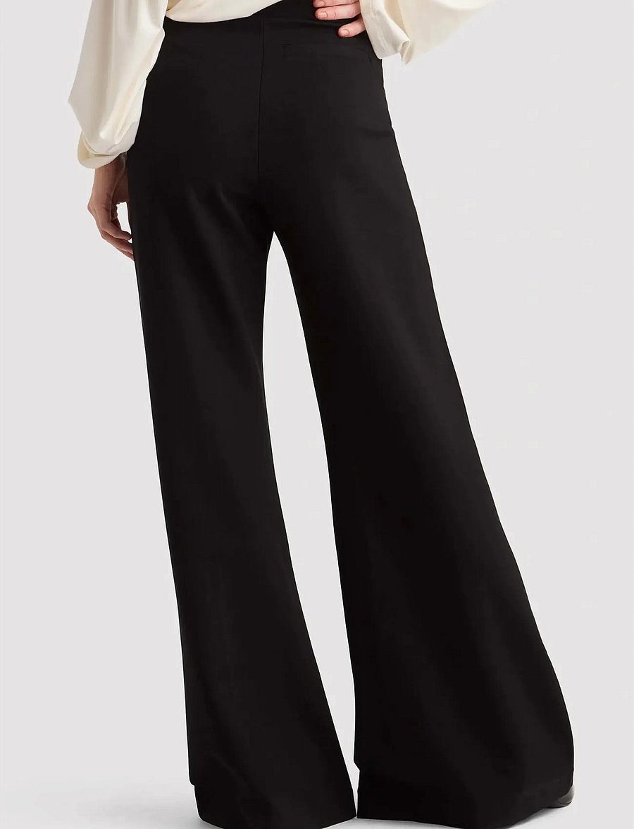 Residus - LAIKA PANTS - hosen mit weitem bein - black - 3
