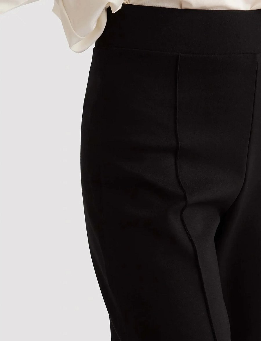 Residus - LAIKA PANTS - hosen mit weitem bein - black - 4