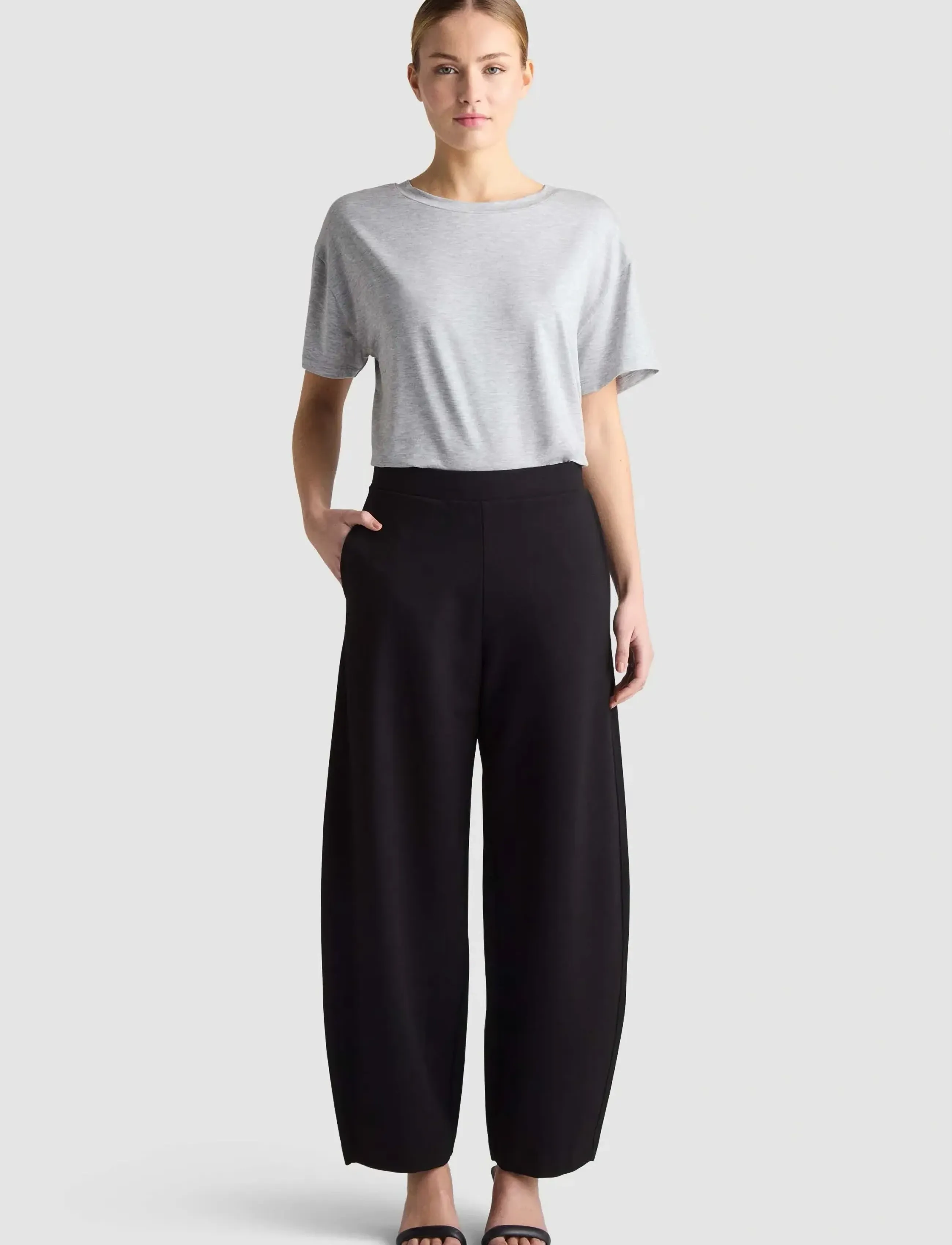 Residus Lyndon Pants, L, Black, Trousers > Barrel Trousers, Dame