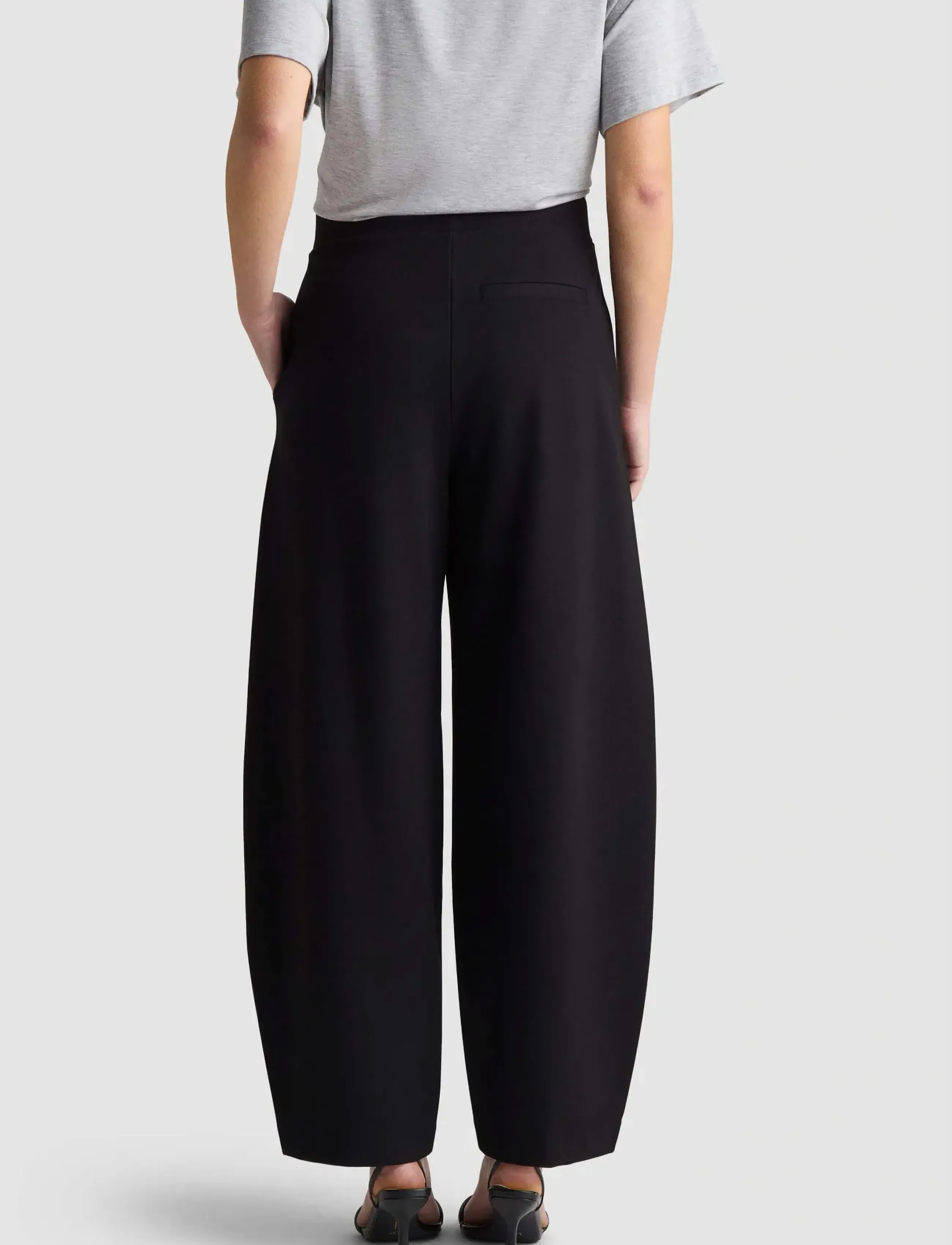 Residus - LYNDON PANTS - barrel püksid - black - 3