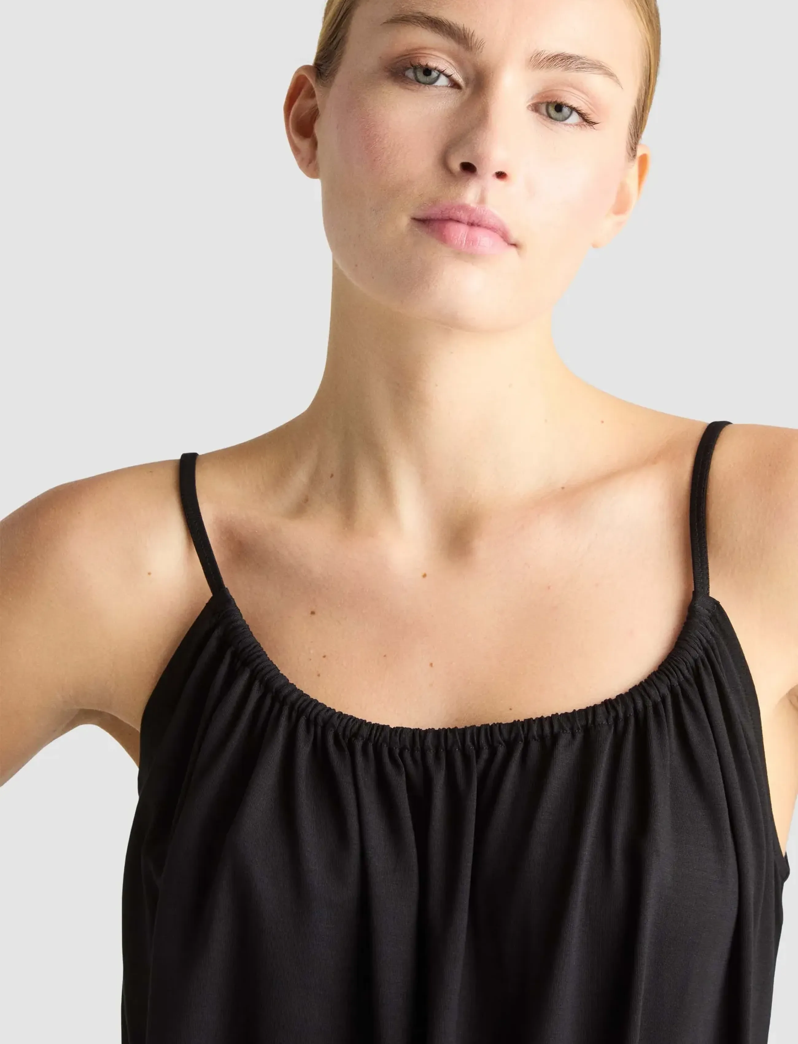 Residus - CASTRIE CAMISOLE - Ärmellose tops - black - 4