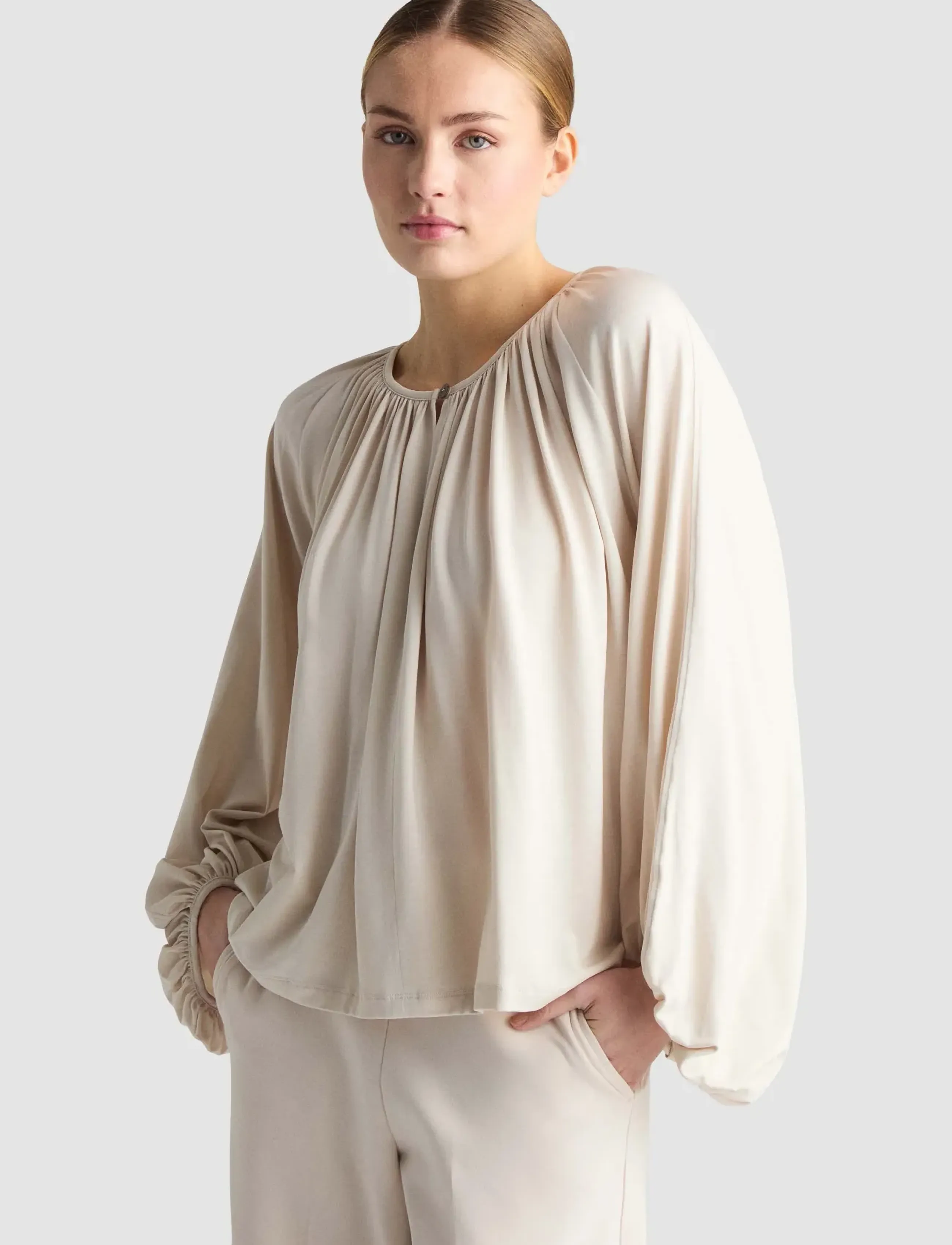 Residus Chloe Top, M, Blouses, Creme - Long-sleeved, Frauen