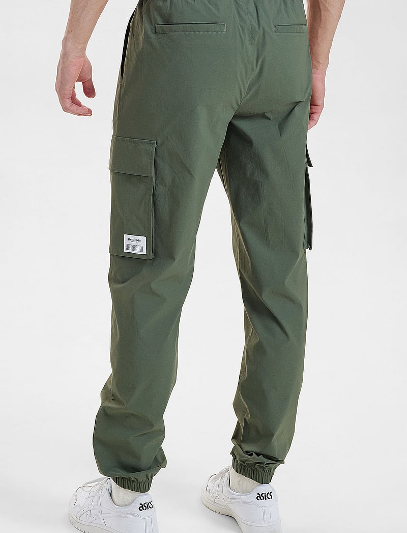 Resteröds - Nylon Cargo Pants - cargohose - green90 - 4