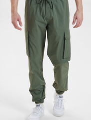 Resteröds - Nylon Cargo Pants - cargobroeken - green90 - 3