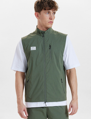 Resteröds - Vest Lightweight - veste - grön - 3