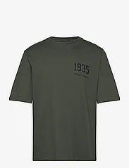 Resteröds - Mid Sleeve Tee 1935 GOTS - kortärmade t-shirts - grÖn - 0