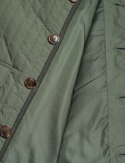 Resteröds - Quilted Jacket - spring jackets - grÖn - 9