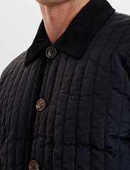 Resteröds - Quilted Jacket - spring jackets - svart - 7