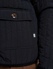 Resteröds - Quilted Jacket - pavasara jakas - svart - 8