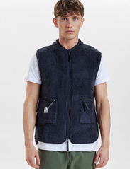 Resteröds - Fleece Vest Recycled - spring jackets - navy - 3