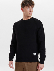 Resteröds - Knitted Pullover - megztinis su apvalios formos apykakle - svart - 2