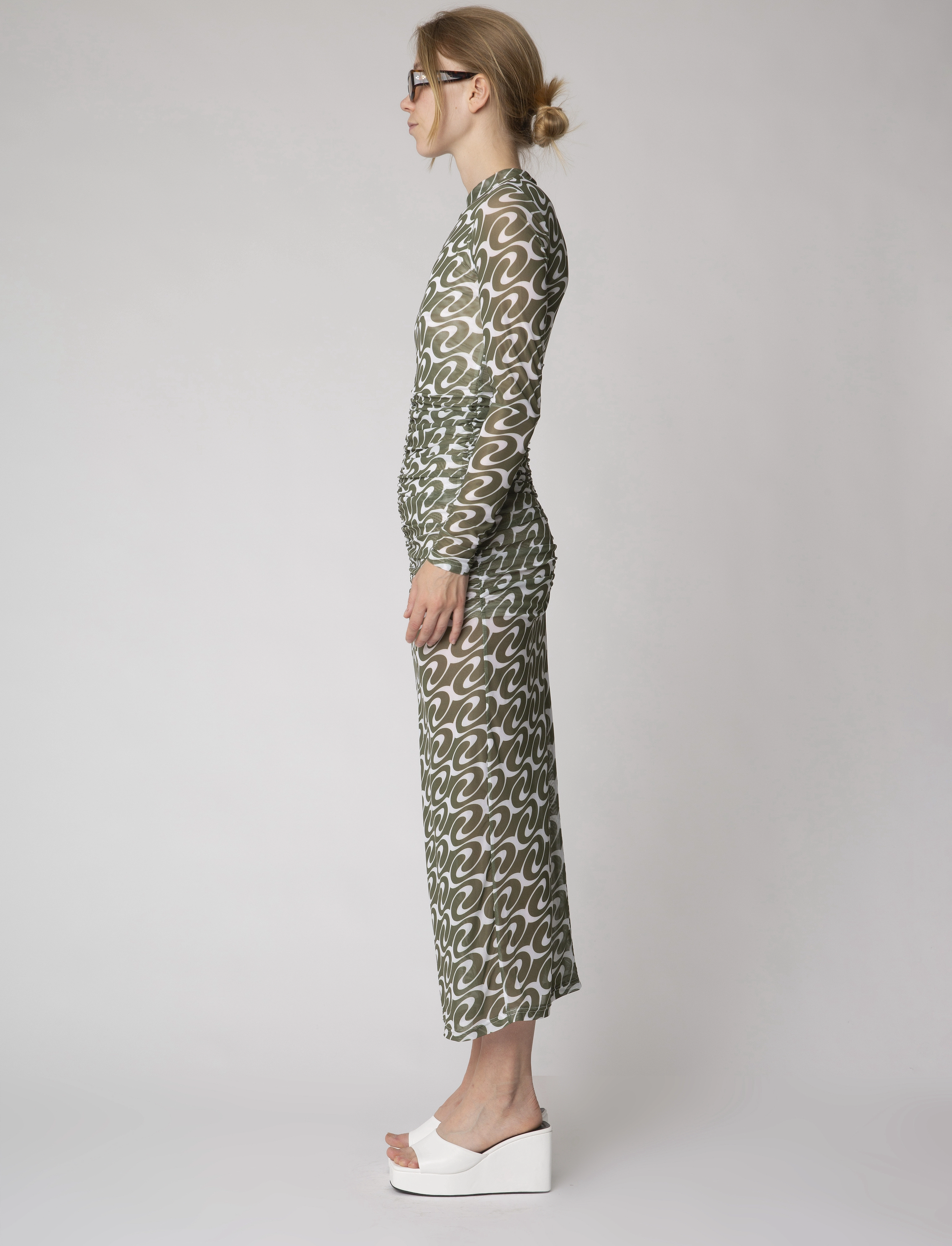 Résumé - RipleyRS Dress - midi kjoler - bronze green - 3